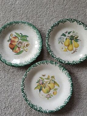3 Himark Dinner Plates